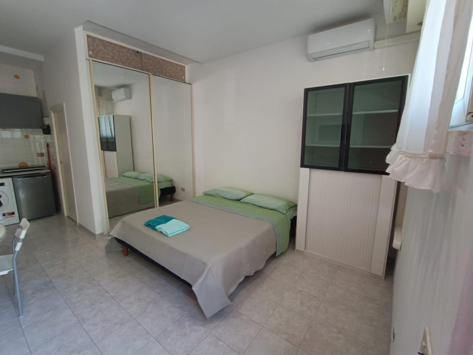 Sea Studio Flat Misano Adriatico Buitenkant foto